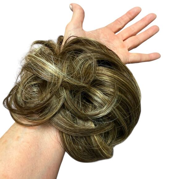 Tony of Beverly Hills Swirly Caramel Kiss Salon Quality Hair Piece - Picture 3 of 7